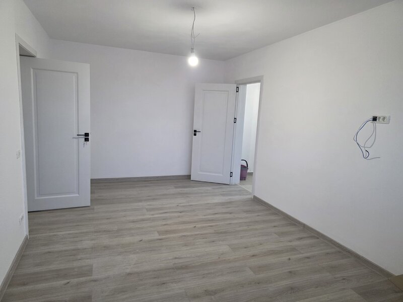 Dristor, 10 minute metrou si parc IOR, stradal pe Parului, farnacia Tei,