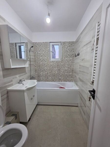 Dristor, 10 minute metrou si parc IOR, stradal pe Parului, farnacia Tei,